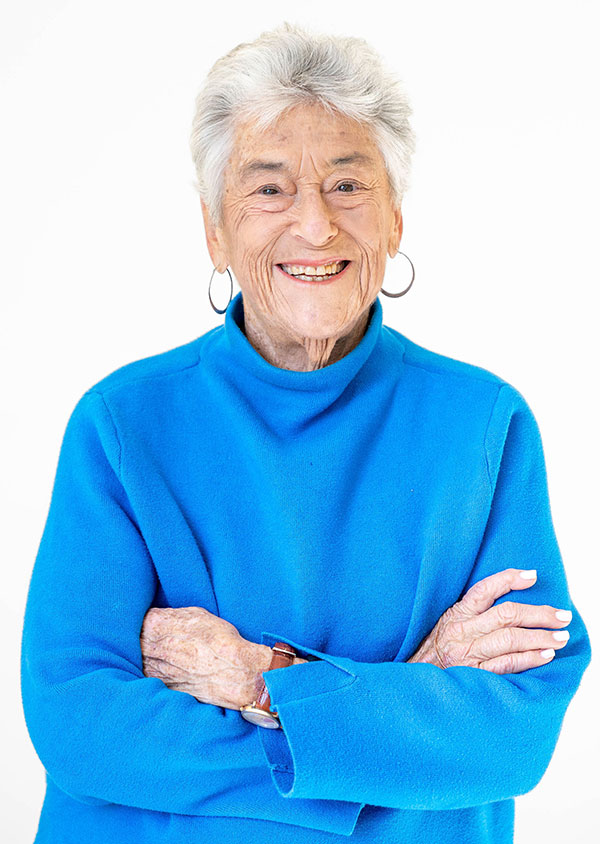elaine-leader_0072_600x Dr. Elaine Leeder